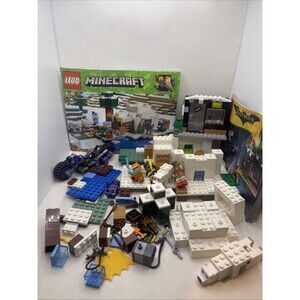 LEGO The LEGO Batman Movie: Catwoman Catcycle Chase 70902 & Minecraft 21142